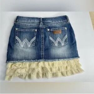 Wrangler Premium Patch Y2K Fairy Grunge Delicate Mini Lace Skirt size 7 coastal